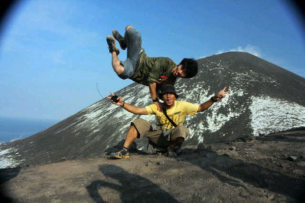 Donny dan Hanief di Krakatau (Foto: Hanief)