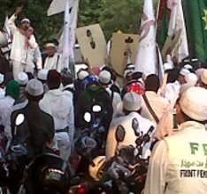 Soal Sweeping Selama Ramadan, FPI: Itu Berita Palsu! Soal Sweeping Selama Ramadan, FPI: Itu Berita Palsu!