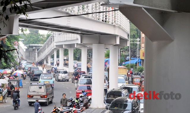 5 Jembatan Busway yang Bikin Ngos-ngosan 5 Jembatan Busway yang Bikin Ngos-ngosan