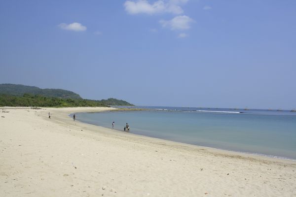 Panorama Pantai Tanjung Lesung