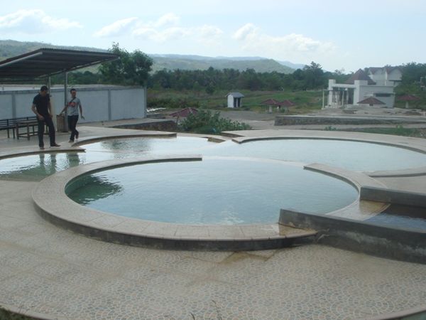 Kolam untuk anak-anak
