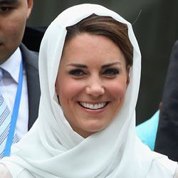 Kate Middleton Berkerudung di Malaysia Kate Middleton Berkerudung di Malaysia