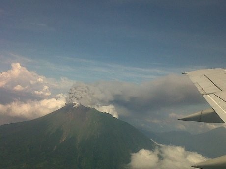 Ini Penampakan Letusan Gunung Gamalama Ini Penampakan Letusan Gunung Gamalama