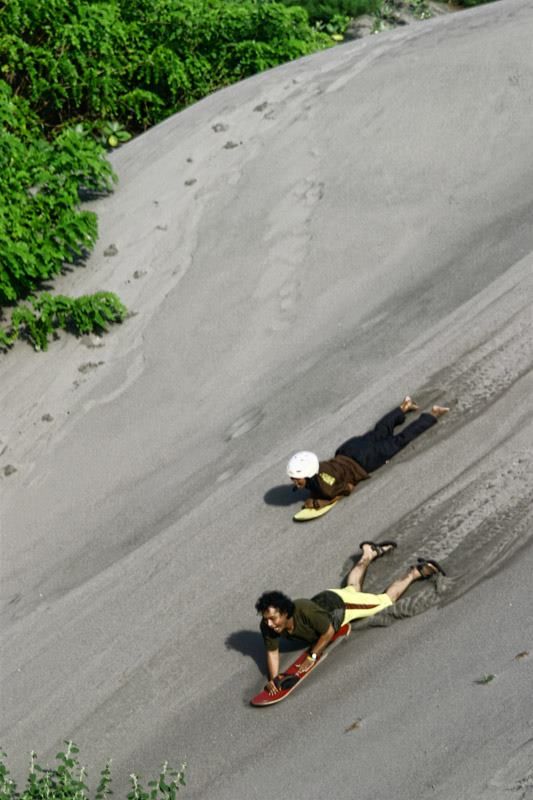 Akhir Pekan di Yogya, Ikutan Sandboarding Yuk! Img_20120926104522_50627a5239522