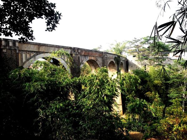 Pemandangan Jembatan Cincin