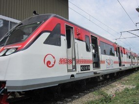 Ahok: Jakarta Akan Punya Railbus yang Bisa Dicharge Ahok: Jakarta Akan Punya Railbus yang Bisa Dicharge