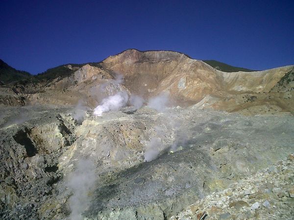 Gunung yang Terbelah