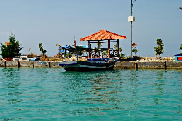 Kapal Kecil di Armada Pulau Harapan