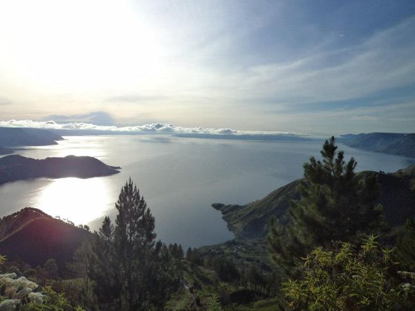 Danau Toba dari ketinggian