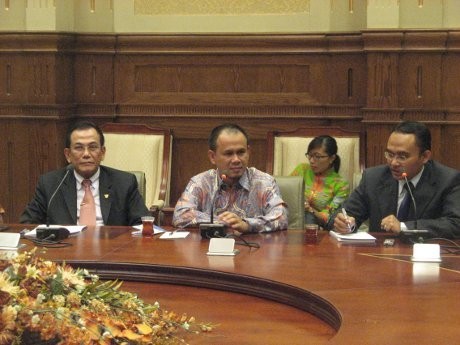 Bertemu Mahasiswa di Mesir, Komisi I Ditanyai Uang Saku Hingga RUU Kamnas Bertemu Mahasiswa di Mesir, Komisi I Ditanyai Uang Saku Hingga RUU Kamnas