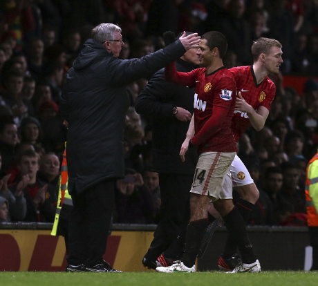 Vidic: Pemain MU Belum Pikirkan Pengganti Fergie Vidic: Pemain MU Belum Pikirkan Pengganti Fergie