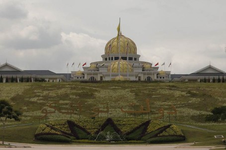 Istana Raja Malaysia, Mewah Banget! Istana Raja Malaysia, Mewah Banget!