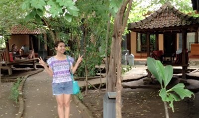Tya Ariestya Buka Hotel Murah di Gili Trawangan Tya Ariestya Buka Hotel Murah di Gili Trawangan