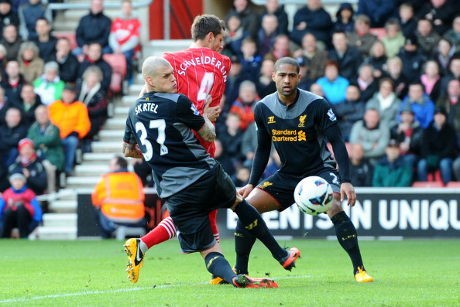 Liverpool Ditaklukkan Southampton 1-3 Liverpool Ditaklukkan Southampton 1-3