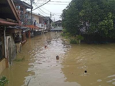 2 Rumah Rusak Diterjang Banjir di Tapanuli Tengah Sumut 2 Rumah Rusak Diterjang Banjir di Tapanuli Tengah Sumut