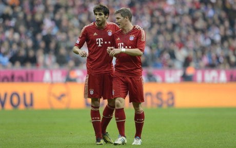 Martinez Terbantu Schweinsteiger Martinez Terbantu Schweinsteiger