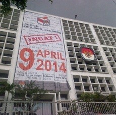 Nama Tabrani Syabirin Masuk Daftar Caleg PDIP dan Gerindra Nama Tabrani Syabirin Masuk Daftar Caleg PDIP dan Gerindra