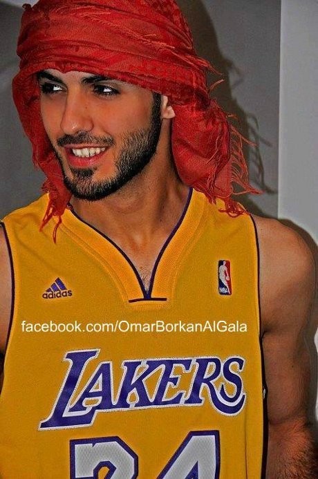 6 Pose Si Ganteng Omar Borkan yang Diusir dari Arab Saudi 6 Pose Si Ganteng Omar Borkan yang Diusir dari Arab Saudi