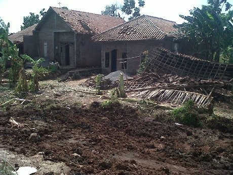Cerita Warga Soal \Kereta Misterius\ yang Jalan Sendiri Tanpa Masinis Cerita Warga Soal \Kereta Misterius\ yang Jalan Sendiri Tanpa Masinis