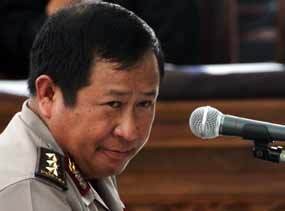 Kronologi Kasus Susno: \Cicak vs Buaya\ Hingga Dijebloskan ke LP Cibinong Kronologi Kasus Susno: \Cicak vs Buaya\ Hingga Dijebloskan ke LP Cibinong