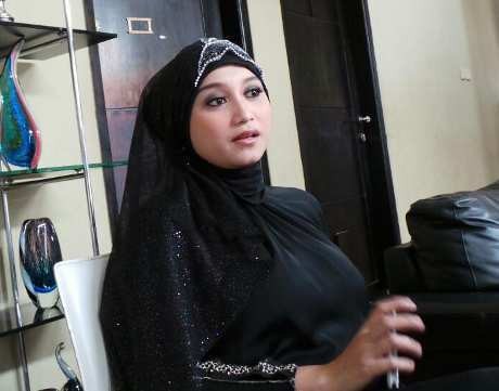 Saat Menikahi Sefti, Fathanah Mengaku Duda Cerai Saat Menikahi Sefti, Fathanah Mengaku Duda Cerai