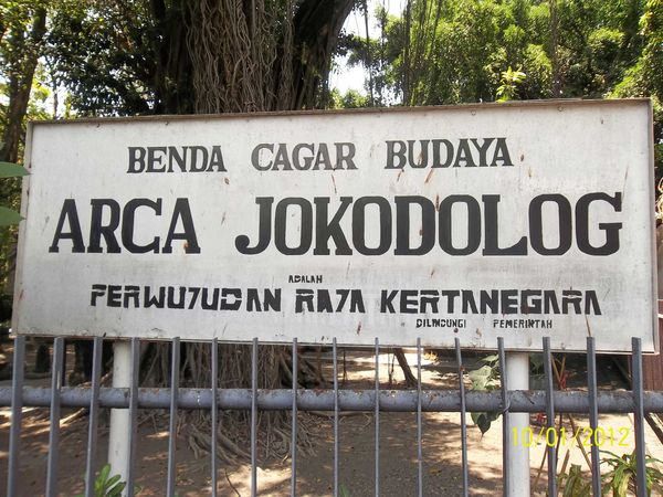 Arca Joko Dolog, Warisan Majapahit yang Terlupakan Img_20130511182954_518e2bb230fc2