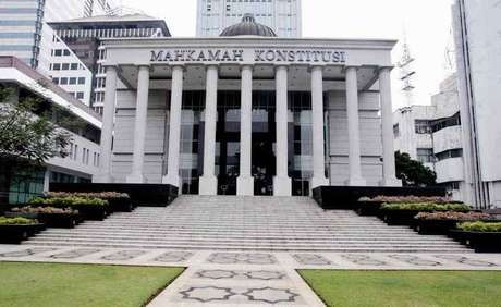 MK Kuatkan Pasangan Pasti-Kerta Pimpin Bali Hingga 2018 MK Kuatkan Pasangan Pasti-Kerta Pimpin Bali Hingga 2018