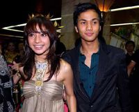 Kado Ultah Nikita Willy, dari Cadillac Sampai Vespa Kado Ultah Nikita Willy, dari Cadillac Sampai Vespa