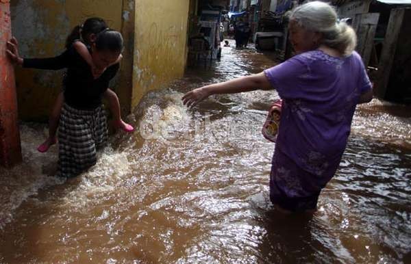Revitalisasi Kali Ciliwung, 997 Rumah di Kampung Melayu Bakal Dibongkar Revitalisasi Kali Ciliwung, 997 Rumah di Kampung Melayu Bakal Dibongkar
