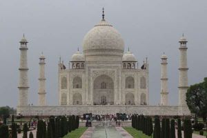 http://images.detik.com/customthumb/2013/08/21/1382/120832_tajmahal.jpg?w=300