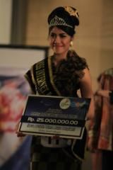 FOTO WINDU MISS INTERNET 2013 PERTAMA DI INDONESIA 