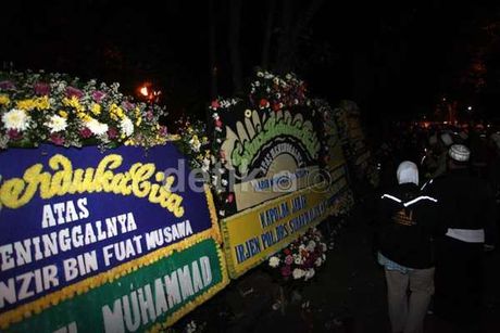 Video Pemakaman Habib Munzir