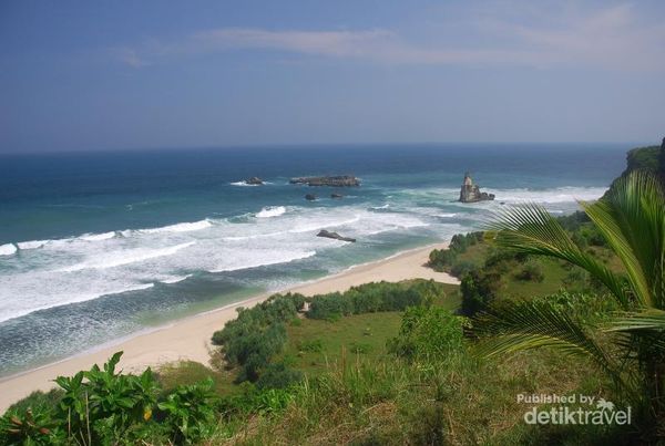 Dari atas tebing