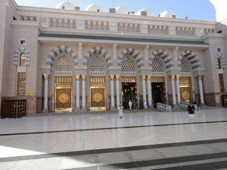 Makam Nabi Muhammad & Taman Surga di Masjid Nabawi Makam Nabi Muhammad & Taman Surga di Masjid Nabawi