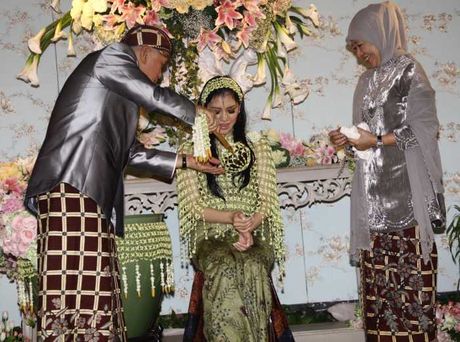 Pernikahan Azima Rajasa Dan Audy Satria Wardhana