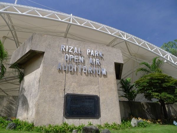 Rizal Park, Taman Monas-nya Manila 182043_rizalpark5