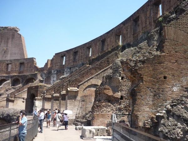 Colosseum, Arena Hidup Mati Gladiator Roma Img_20131207122056_52a2b0382bf2d