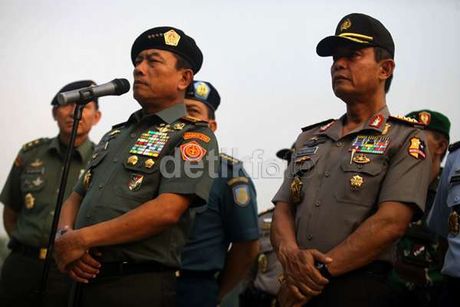 http://images.detik.com/customthumb/2014/11/24/10/225537_apel2.jpg?w=460