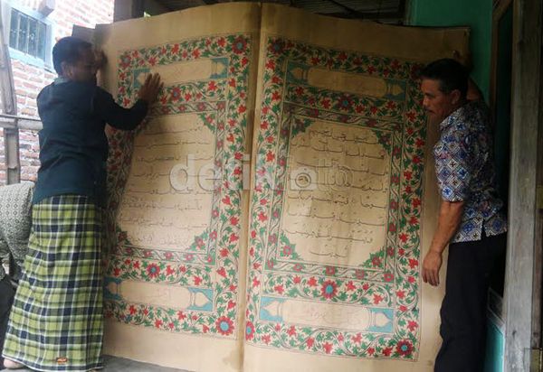 Penemuan Al Quran Raksasa Al Quran