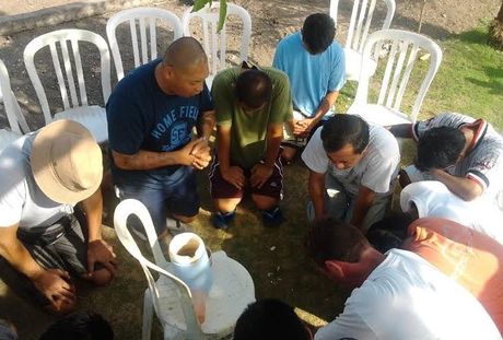 Kisah Aktivitas Godfather Bali Nine Jelang Eksekusi Mati Kisah Aktivitas Godfather Bali Nine Jelang Eksekusi Mati