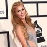 Paris Hilton Seksi Pamer Paha di Grammy 2015 Paris Hilton Seksi Pamer Paha di Grammy 2015