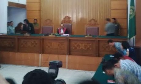 PN Jaksel Kabulkan Praperadilan BG, Ini 6 Keputusan yang Dibacakan Hakim Sarpin PN Jaksel Kabulkan Praperadilan BG, Ini 6 Keputusan yang Dibacakan Hakim Sarpin