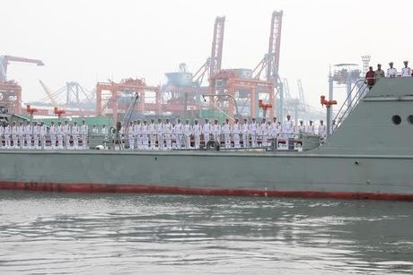 Adakan Latihan, Kapal Perang Iran Merapat di Tanjung Priok 