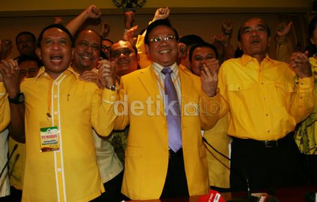  Agung: Golkar Tarik Angket Ahok, Jangan Terlibat Anggaran Siluman!