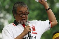 Butet dan Taufik Ismail Orasi di UI