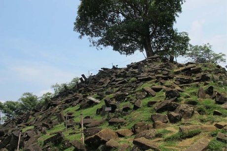 Arkeolog Temukan Kaitan Jejak Situs Gunung Padang dengan Pantai Selatan