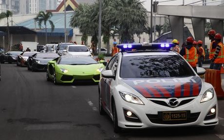 Lamborghini Konvoi Tanpa Pelat Nopol Depan, Ini Kata Polisi