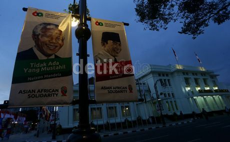 Ridwan Kamil: Bandung Raup Devisa Rp 100 M dari Peringatan 60 Tahun KAA
