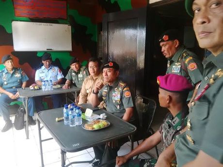 Panglima TNI ke Kelompok Bersenjata Aceh: Jangan Ganggu TNI atau Kami Marah!