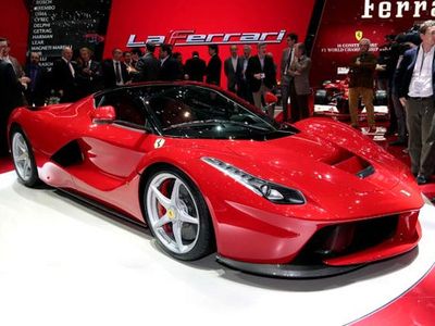 85 Mobil Ferrari Termahal dan Terganas Ditarik